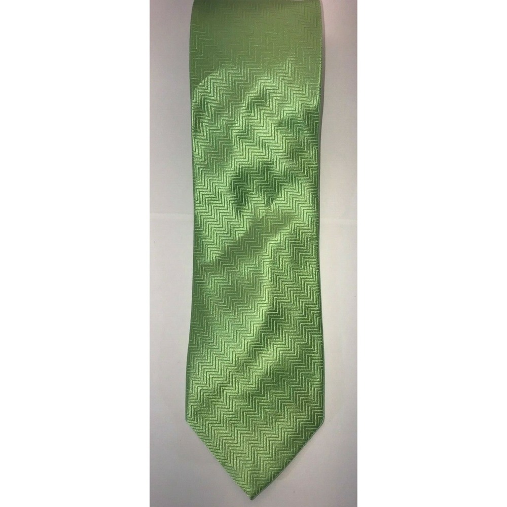 NOS The Tie Bar‎ Green Zig Zag Pattern 100% Silk Neck Tie - 60" length
